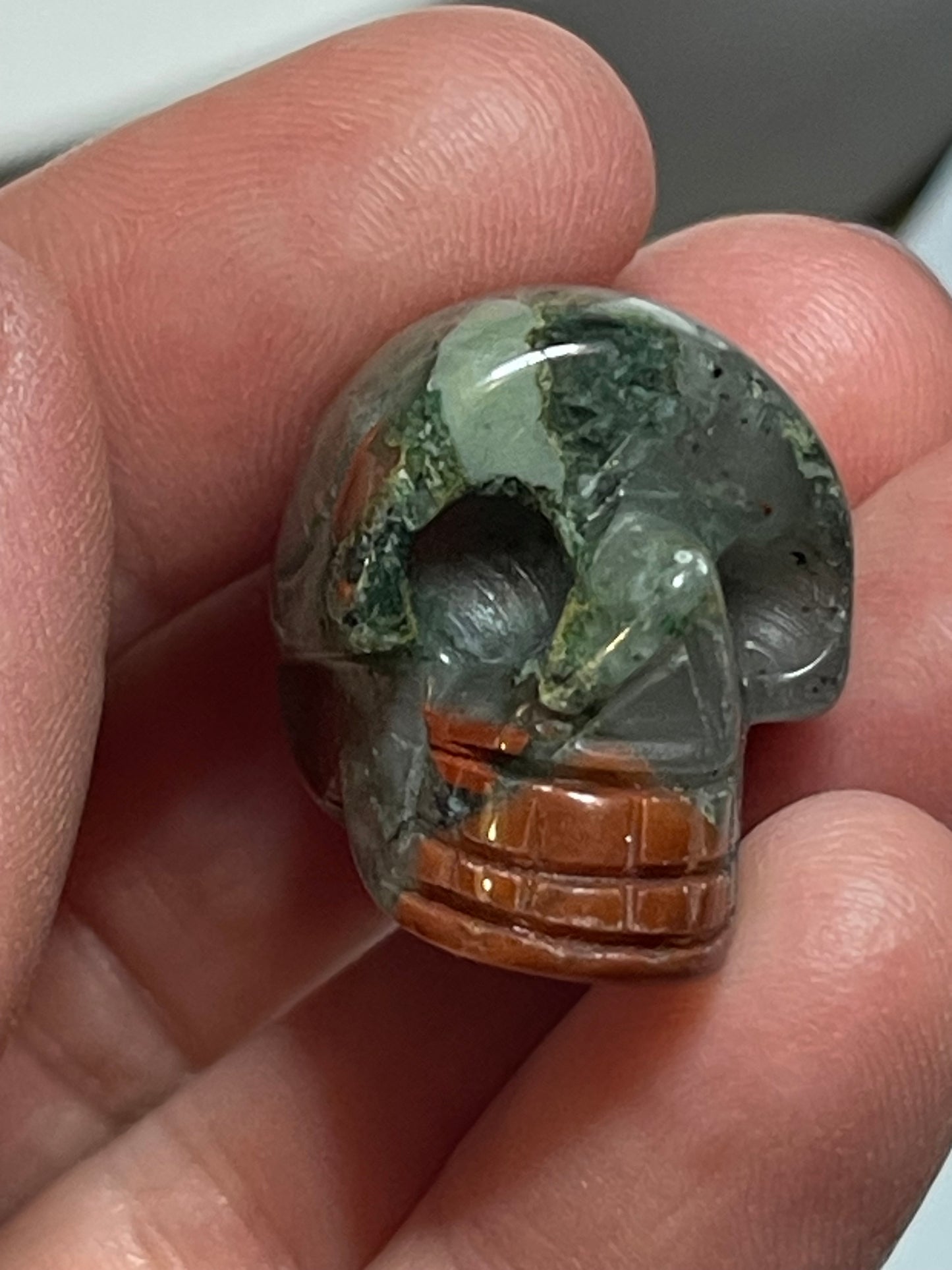 Mini Skull Carvings // Multiple Stones // See Selections in Description