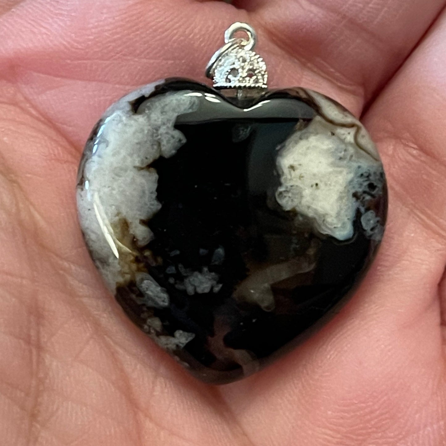 Black Flower Agate Heart Pendant