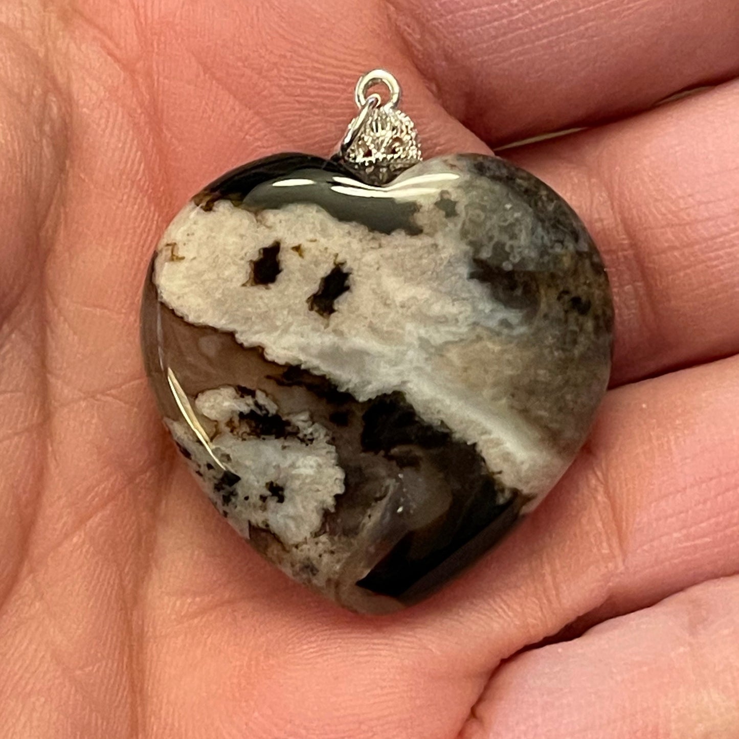 Black Flower Agate Heart Pendant