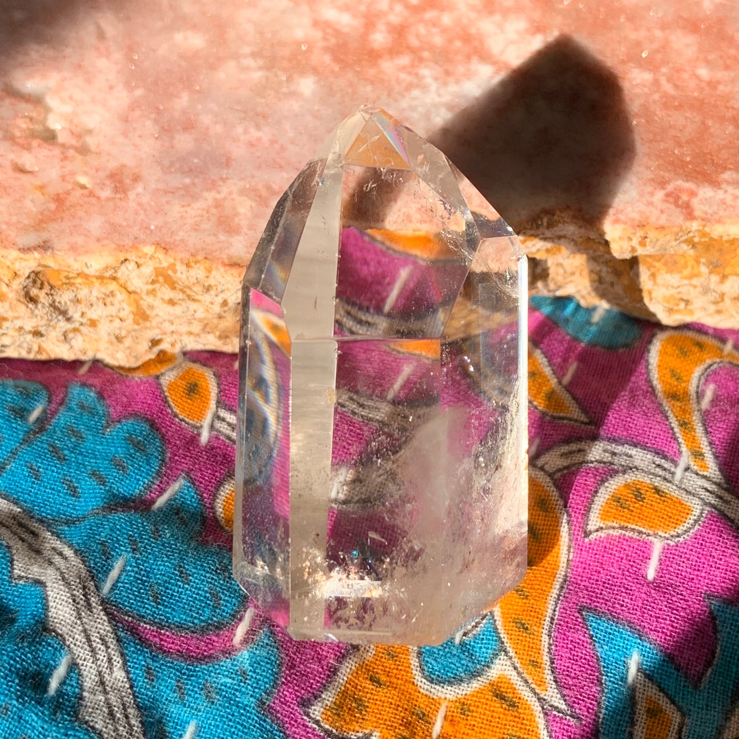 Quartz Point with Phantoms and Rainbows